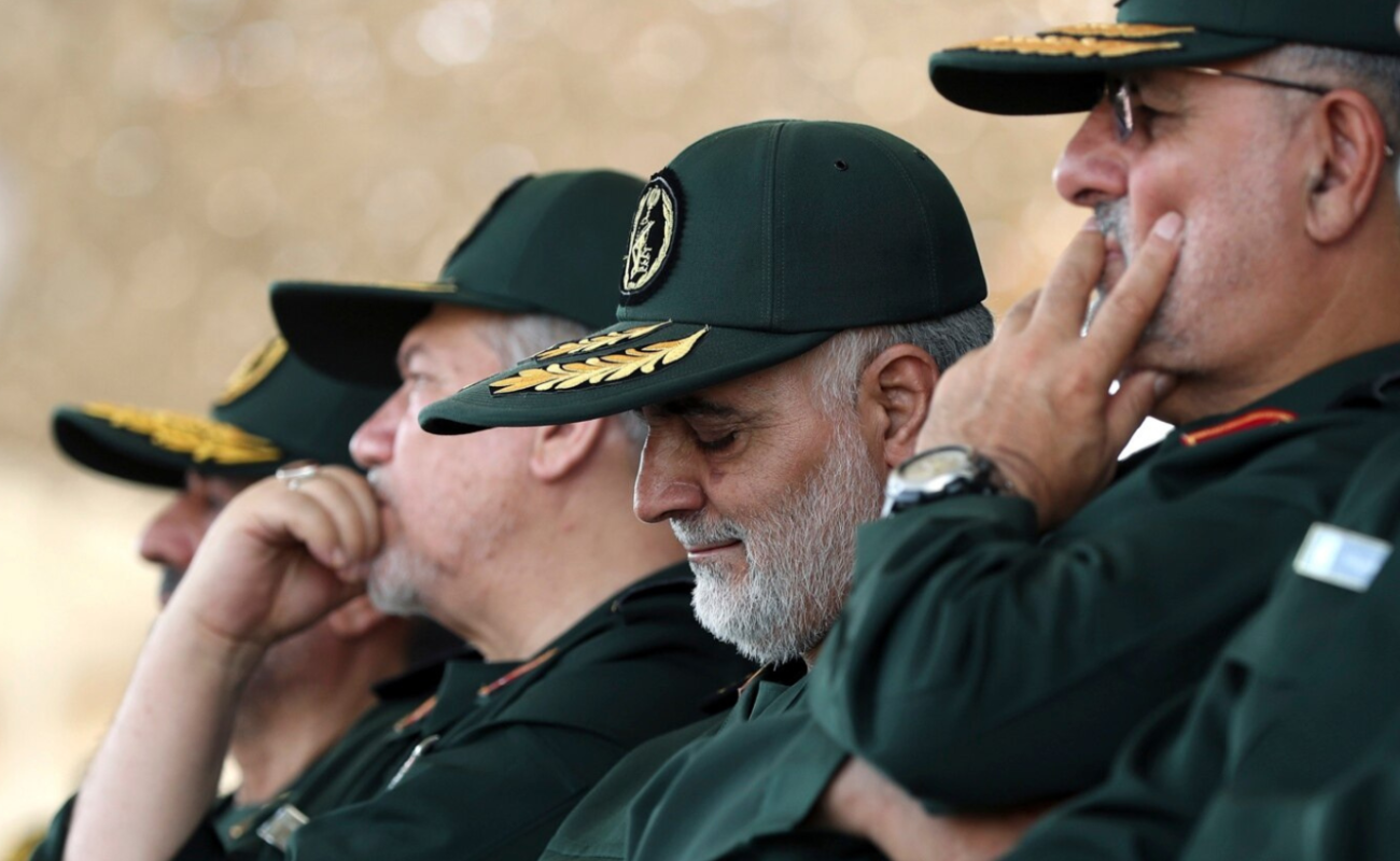 29/04/2026 – Guarda Revolucionária no comando / Merz dispara contra Trump